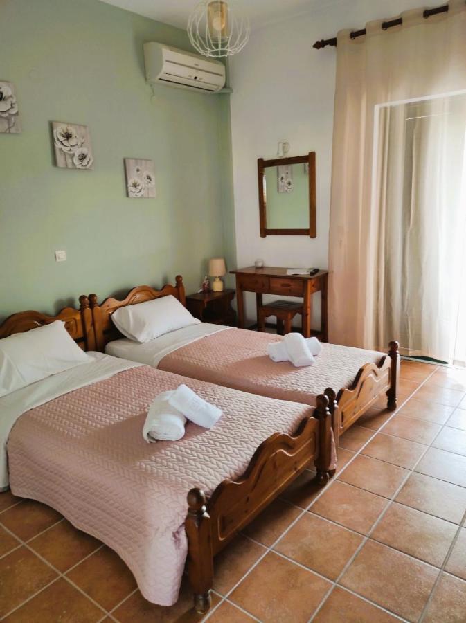 Aris Seaside Issos * Agios Georgios (Corfu)