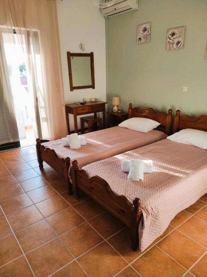 Aris Seaside Issos Appartement *